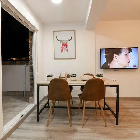 Atico Sevilla 105 Апартаменты *